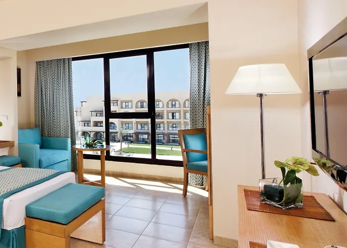 Movenpick Waterpark & Soma Bay