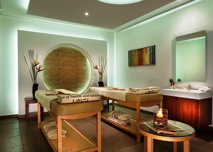 Movenpick Waterpark & Resort Soma Bay