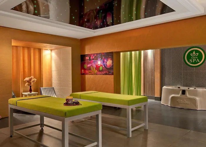 Movenpick Waterpark & 5* Soma Bay